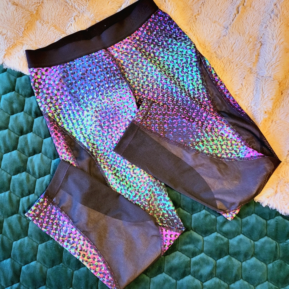 Nike Women's Holographic Multicolor Leggings - Black Waistband